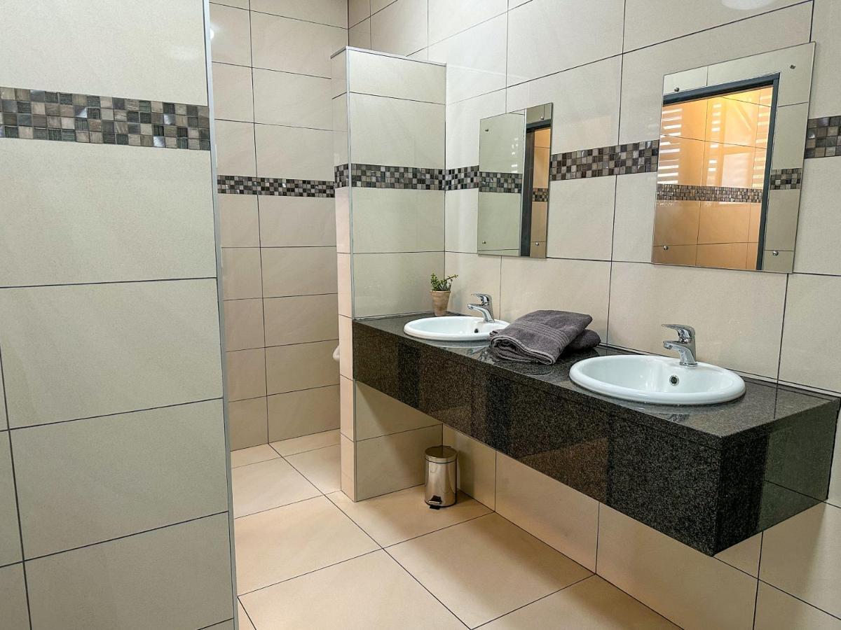 Tate Village Windhoek Bagian luar foto