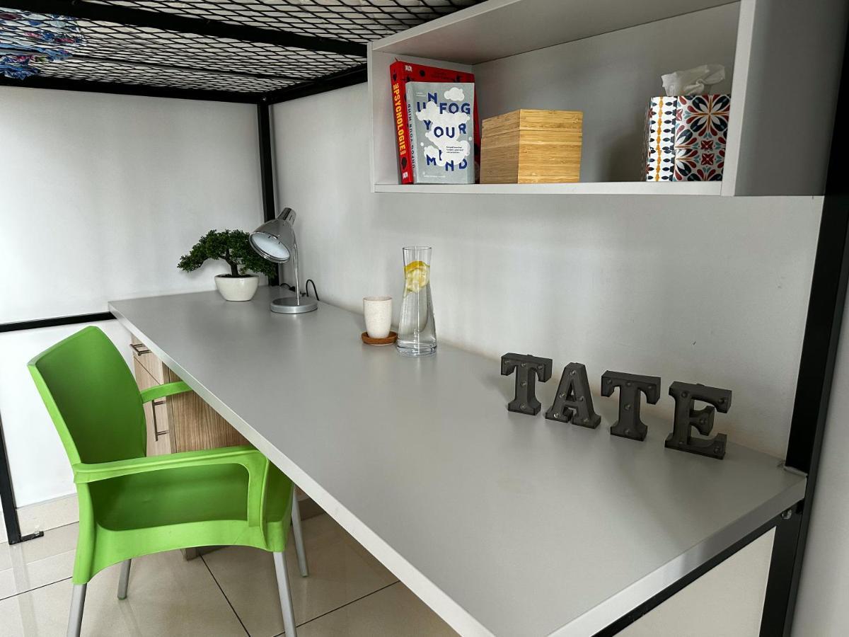 Tate Village Windhoek Bagian luar foto