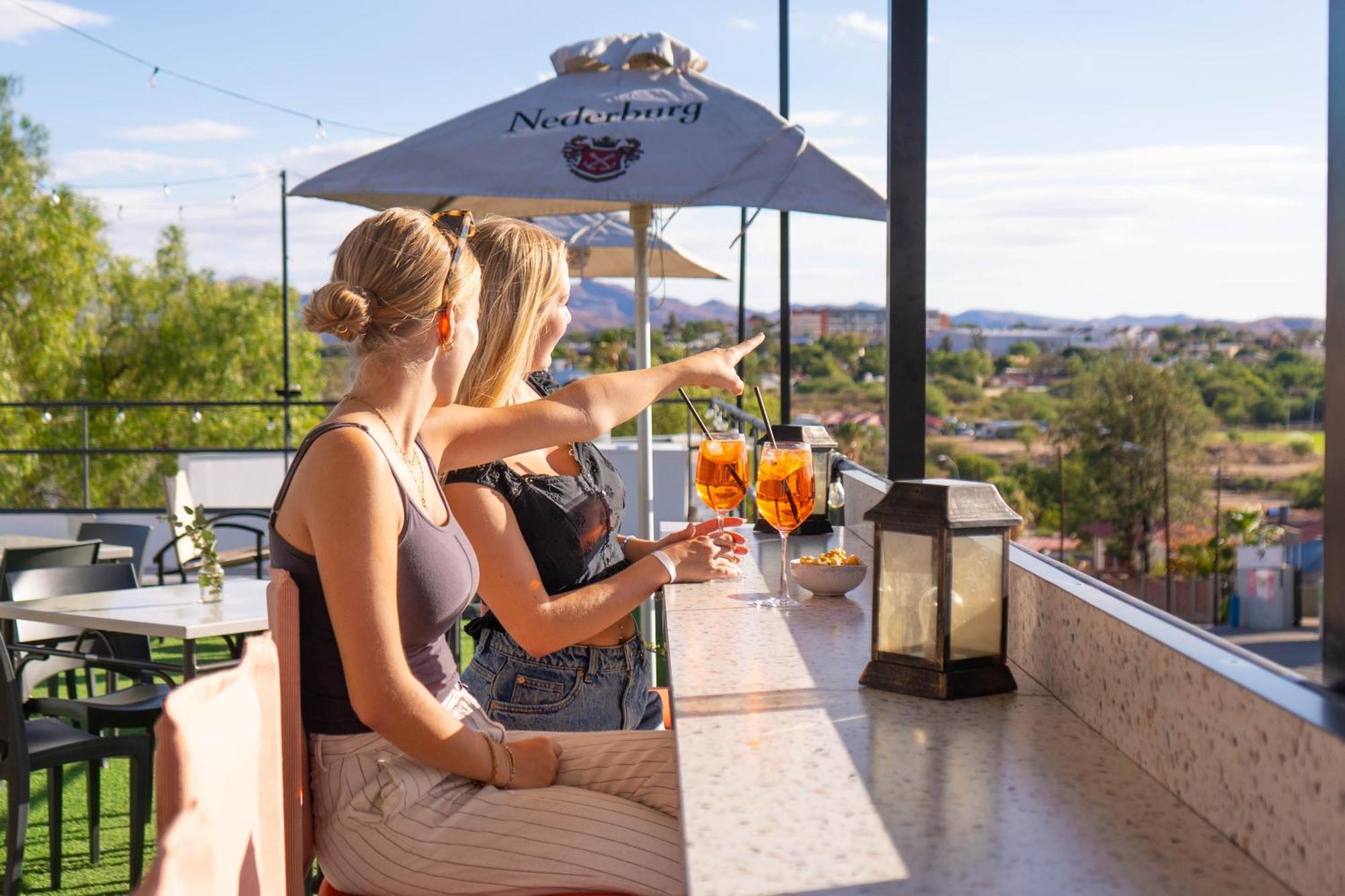 Tate Village Windhoek Bagian luar foto