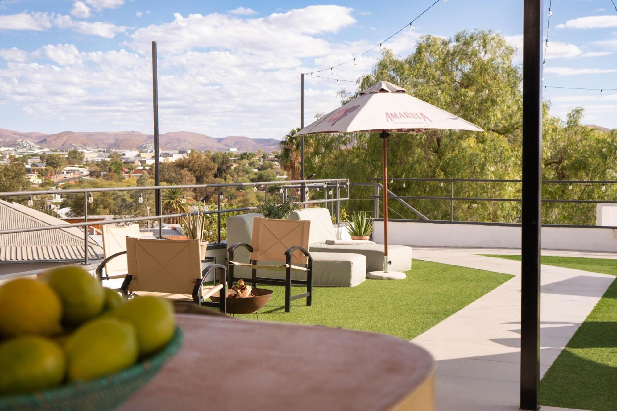 Tate Village Windhoek Bagian luar foto
